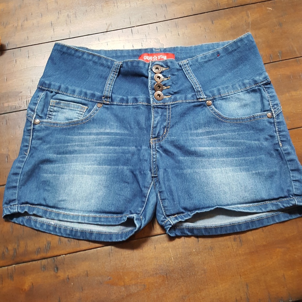 High rise shorts Gogo Star size 9